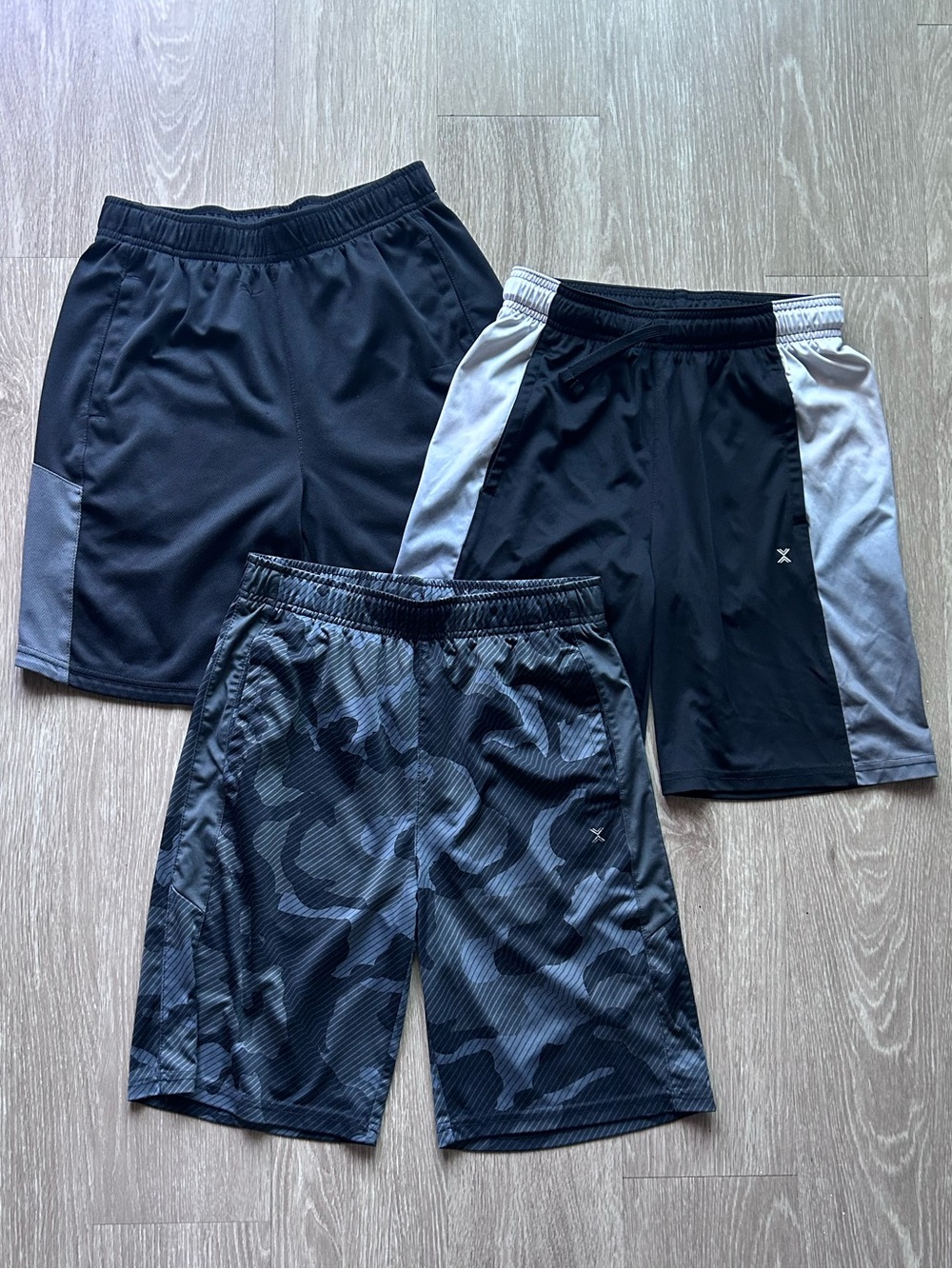 Boys Xersion Quick-Dri Athletic Training Shorts Bundle (3 Pairs) Size L 14/16